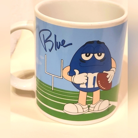 M&M's Character Golf/Football Mug - Picture 2 of 4